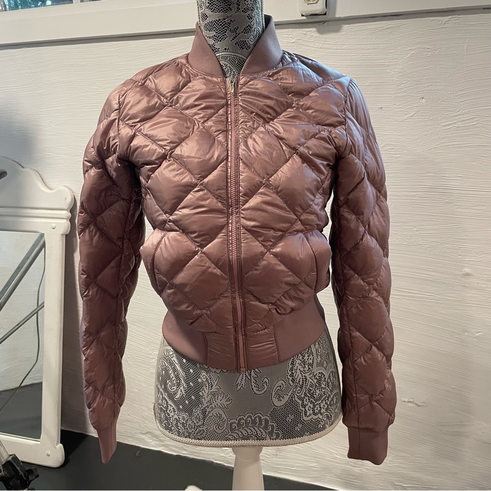 Aritzia ‘TNA’ League Bomber (XS)